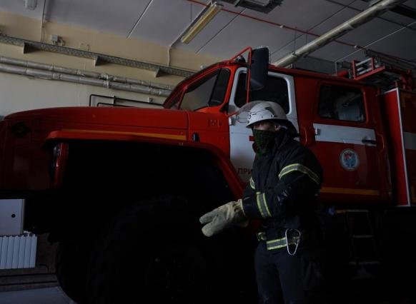 В Самарской области за сутки потушили 14 пожаров: горели квартиры, баня и заброшка
