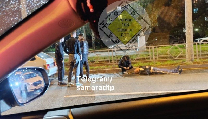 На пересечении Димитрова и Демократической сбили человека